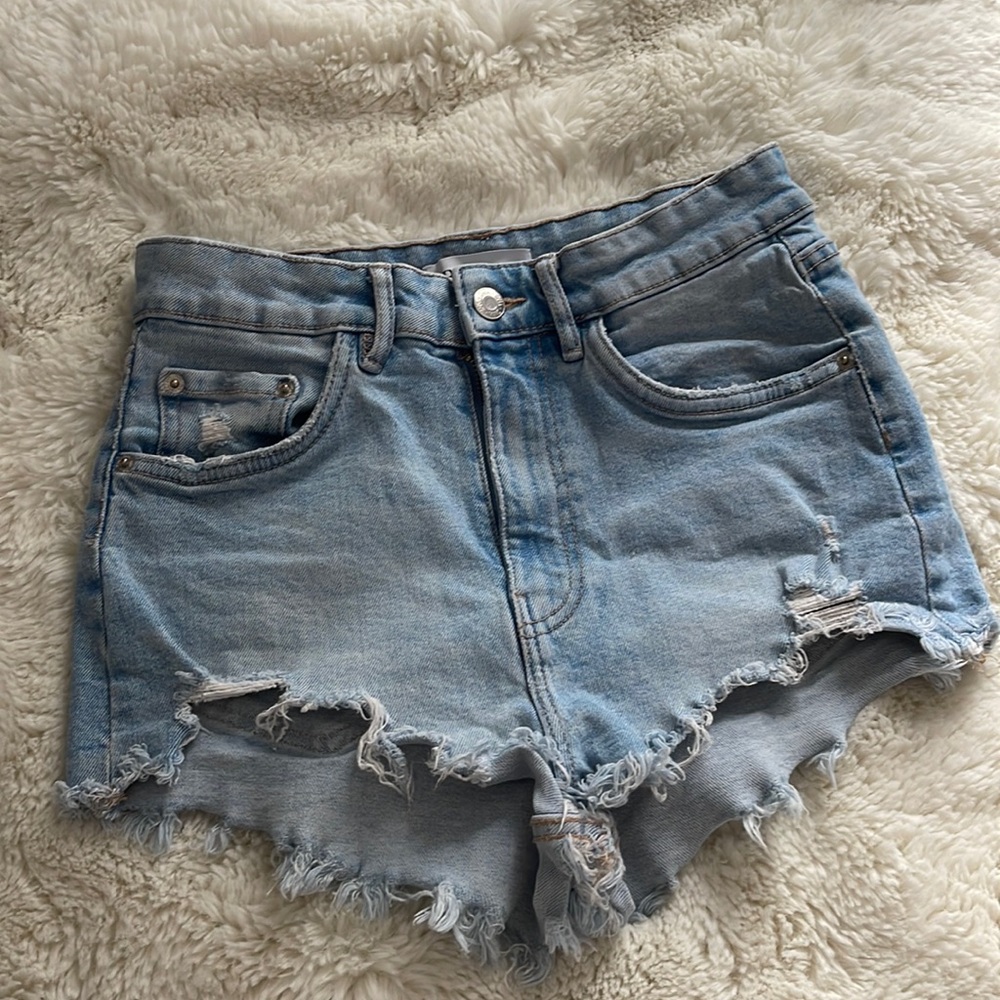 Zara Jean Shorts - Size 4
